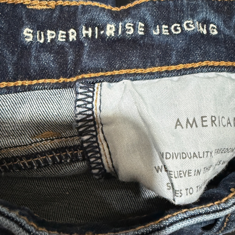 American Eagle Outfitters Dark Blue Denim Super Hi-Rise Jegging Jeans - Picture 6 of 6